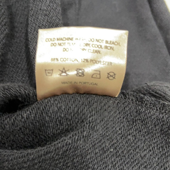 Varley Looser Fit  Mock Neck Cold Shoulder Black Sweatshirt SZ S - Picture 6 of 6